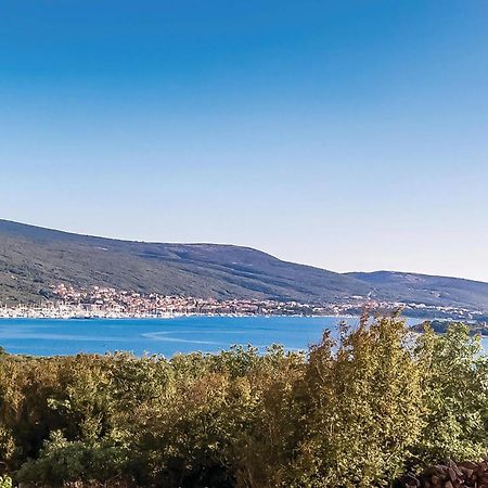 Stunning Apartment In Kornic With House Sea View Exterior foto