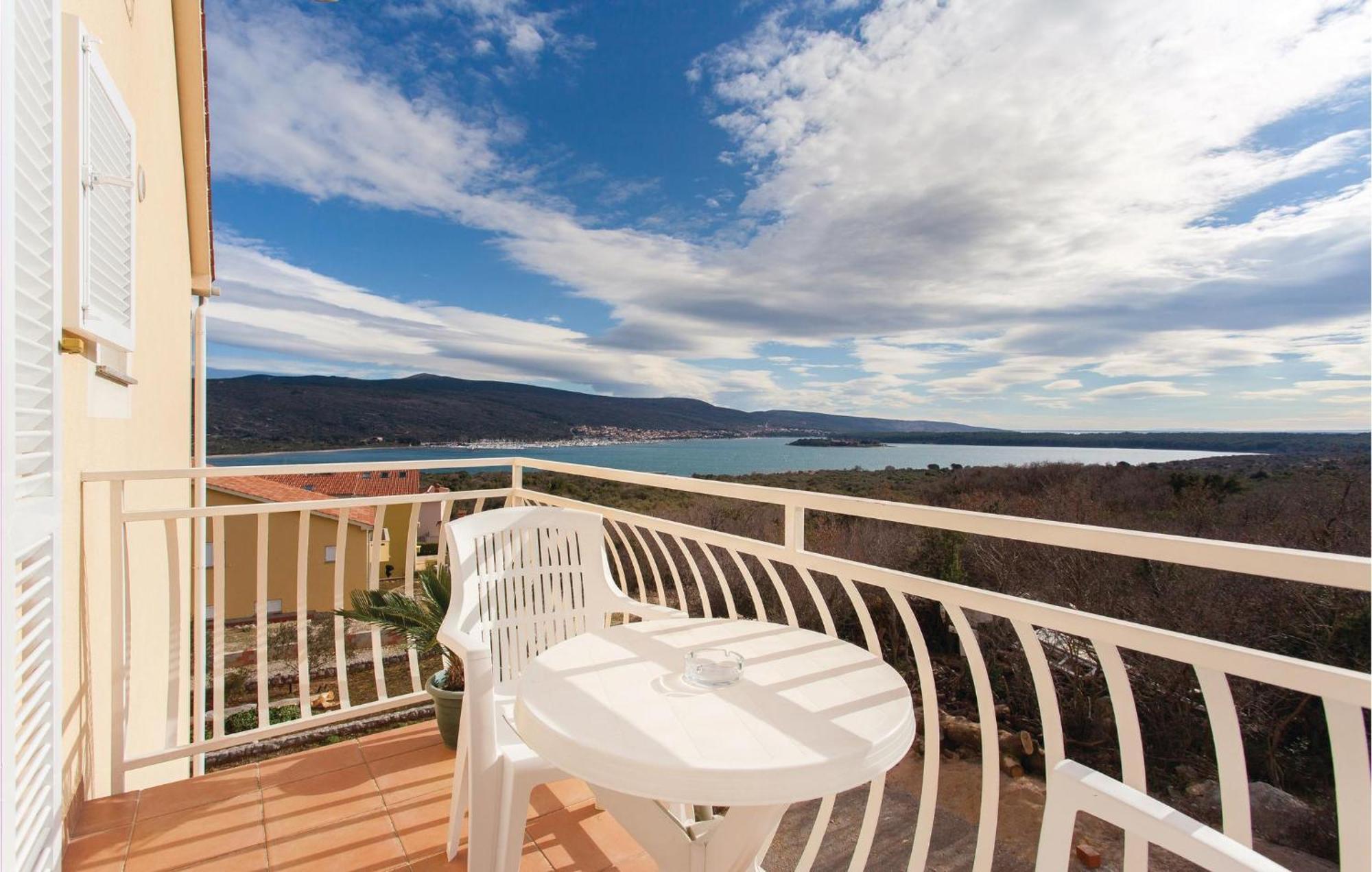 Stunning Apartment In Kornic With House Sea View Exterior foto